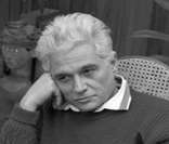 Jacques Derrida: filósofo francês criador do conceito de desconstrução.
