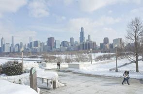 Região do centro de Chicago com neve no inverno.