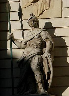 Estátua do deus romano Marte