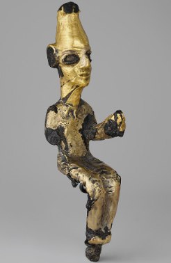 Estatueta de uma divindade cananeia folhada a ouro