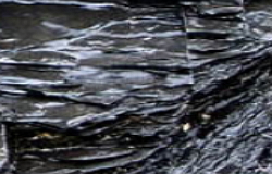 Folhelho, exemplo de rocha sedimentar argilosa