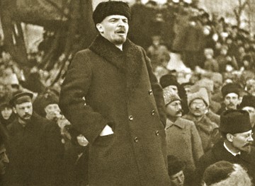 Foto de Lenin discursando