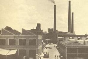 Foto de uma indústria antiga de São Paulo