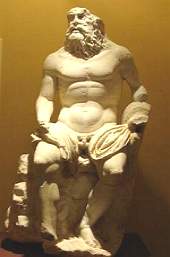 Estátua de Nereu, deus primordial da mitologia grega