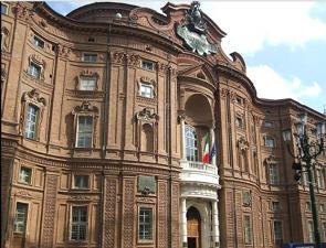 Foto do Palácio Carignano em Turim, Itália