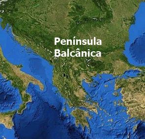 Mapa mostrando a localização da Península Balcânica
