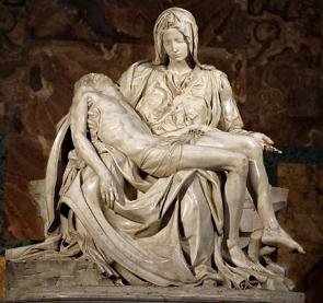 Pietà, escultura de Michelangelo. Jesus nos braços de sua mãe