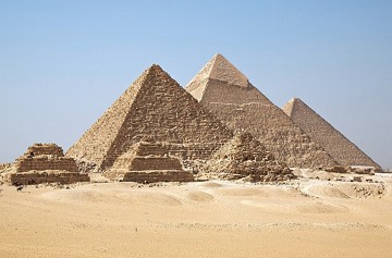 Pir&acirc;mides de Giz&eacute;