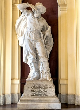 Est&aacute;tua de Raposo Tavares