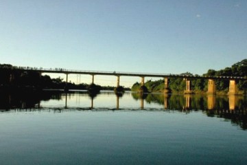 Foto do rio das Velhas em Minas Gerais