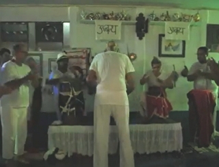 Foto de um ritual da Umbanda